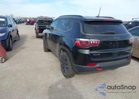 2020 Jeep Compass Trailhawk 4X4 из США, поврежденный, VIN 3C4NJDDB8LT184181